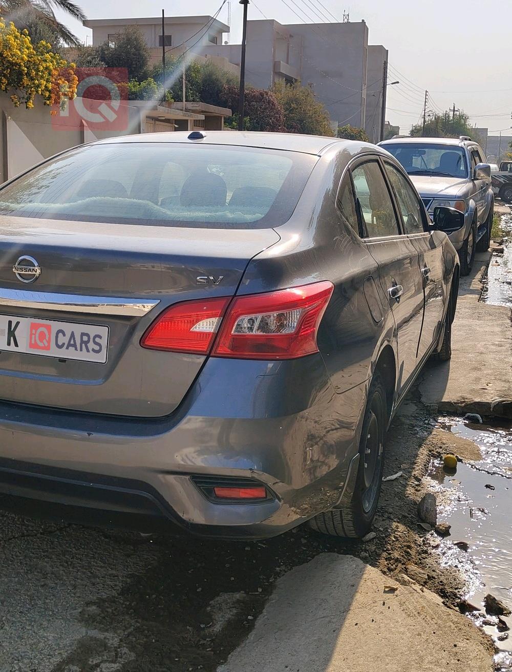 نیسان سێنترا